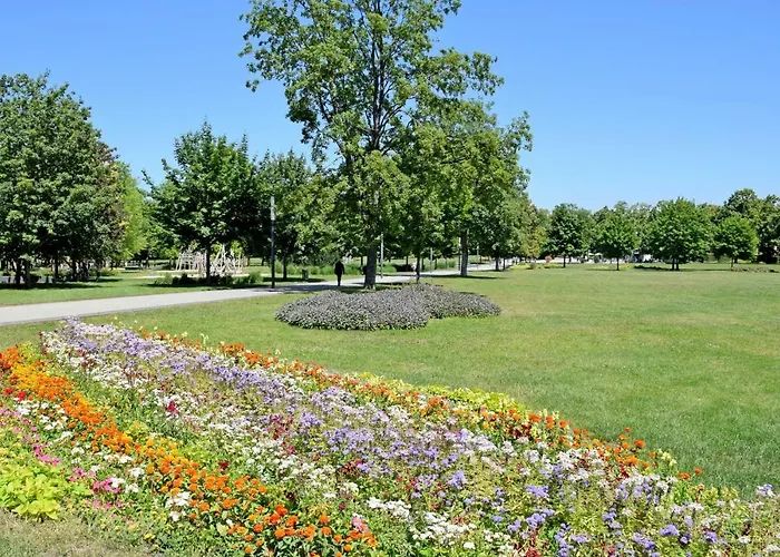 Ferienwohnung/ Ferienzimmer Asche * アッシャースレーベン